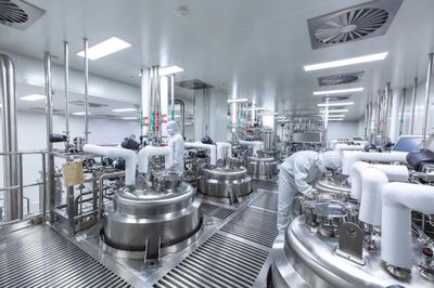 東陽光集團:向新而行鏈成群,跨越發展起高峰!