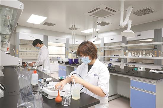 粵港澳大灣區(qū)搶抓機遇，將中醫(yī)藥產(chǎn)業(yè)由大做強